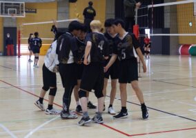 京田辺シュタイナー学校　バレー部